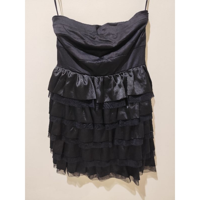Preloved dress pesta