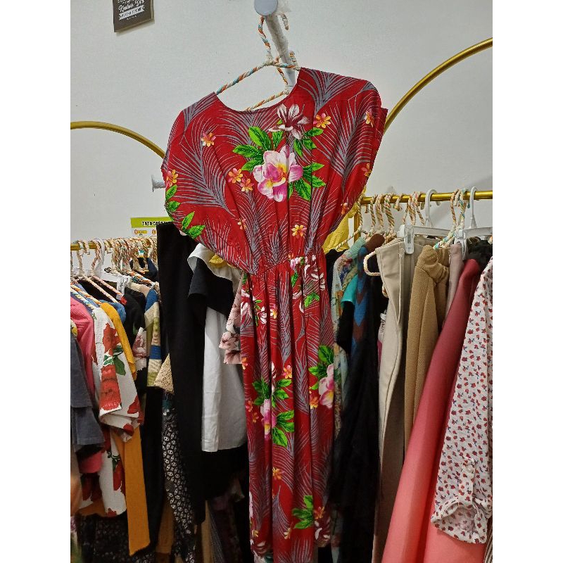 Daster merah motif