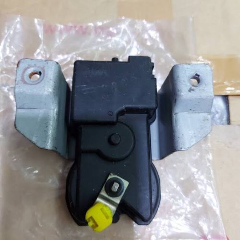 Master central lock Mitsubishi kuda