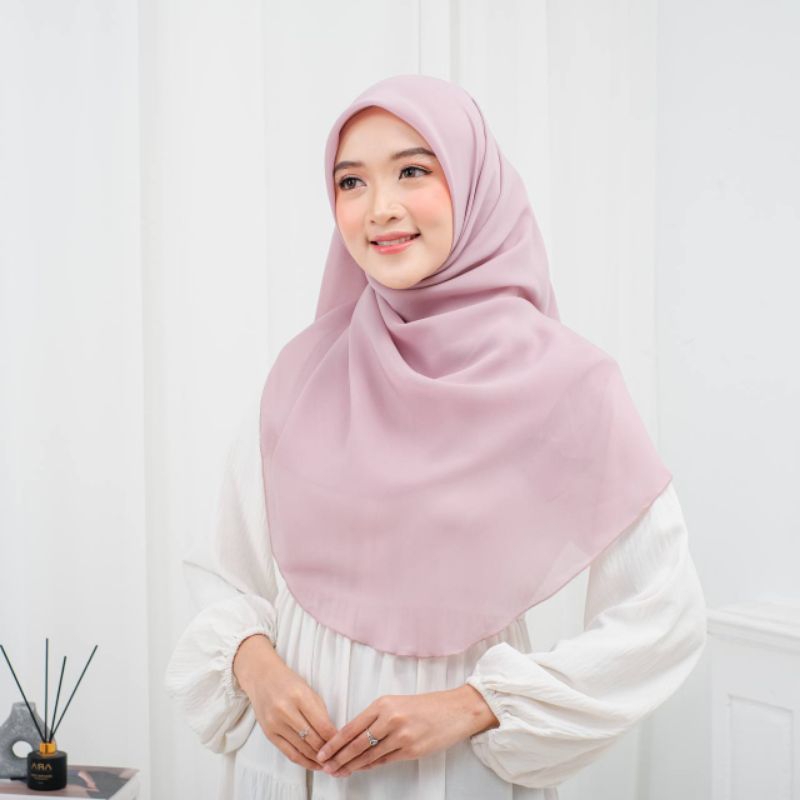 SEGIEMPAT OVAL SYARI