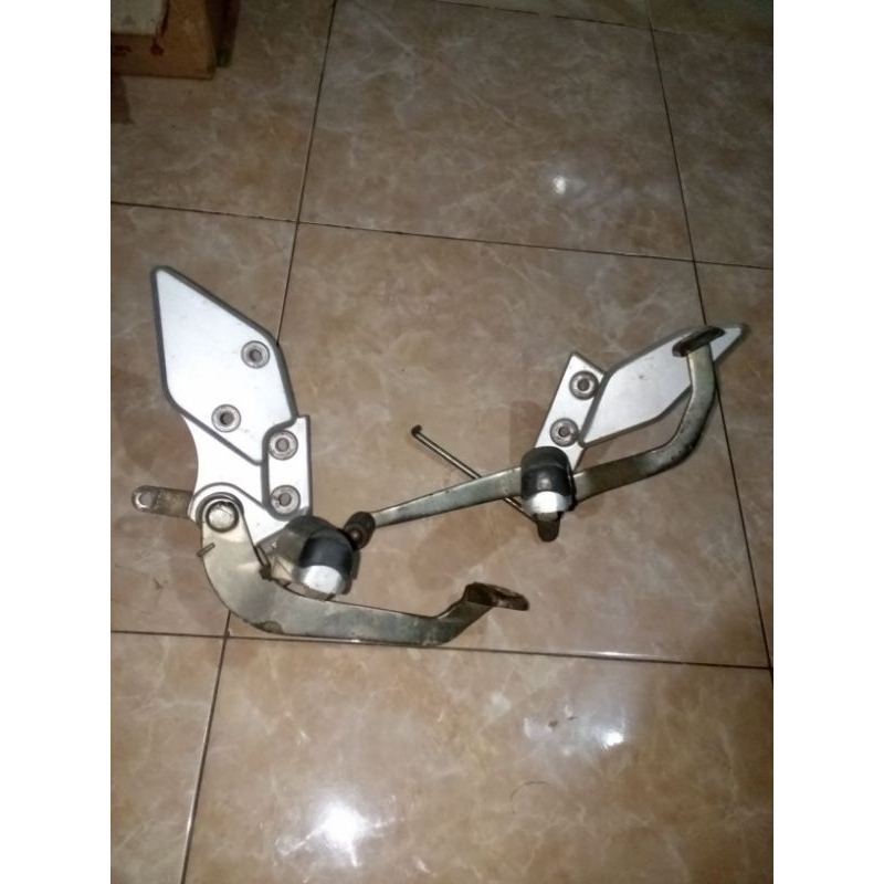 (SECOND) Footstep copotan Vixion new