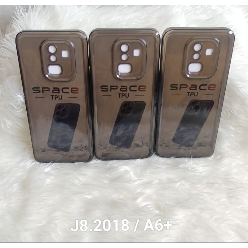 SoftCase Casing Samsung J8 /A6+ 2018 Case Clear Hitam
