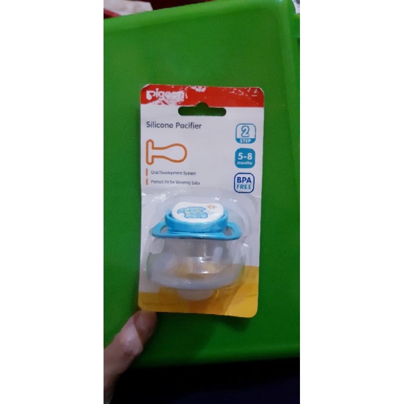 Pigeon Pacifier Silicone Dot Empeng bayi Step 2