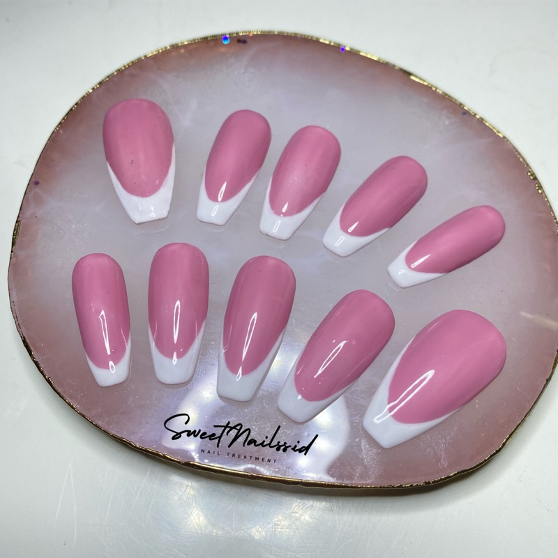 PRESS ON NAIL HAND MADE