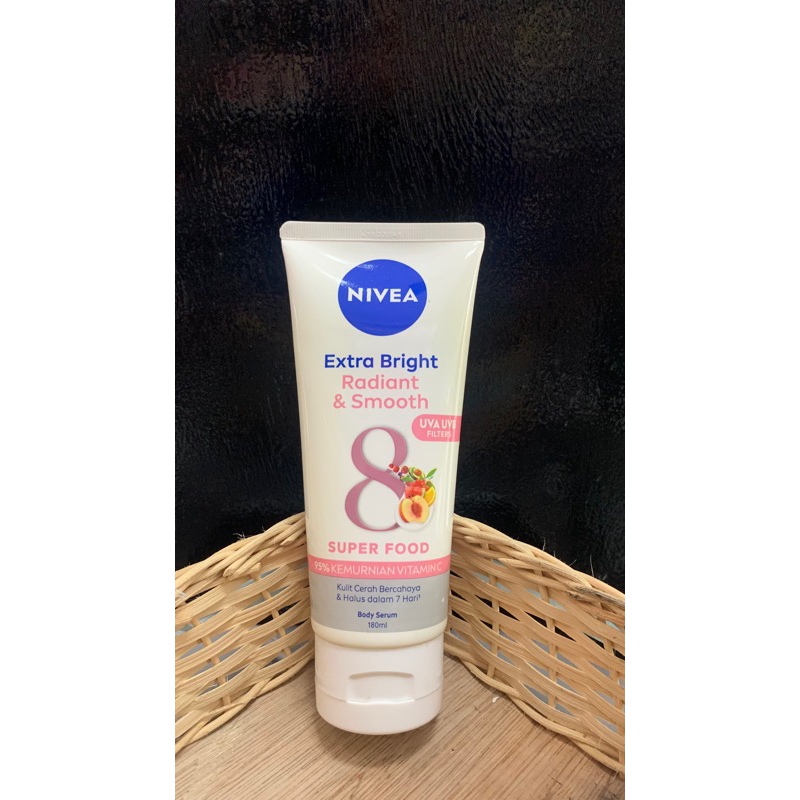 NIVEA RADIANT SMOOTH