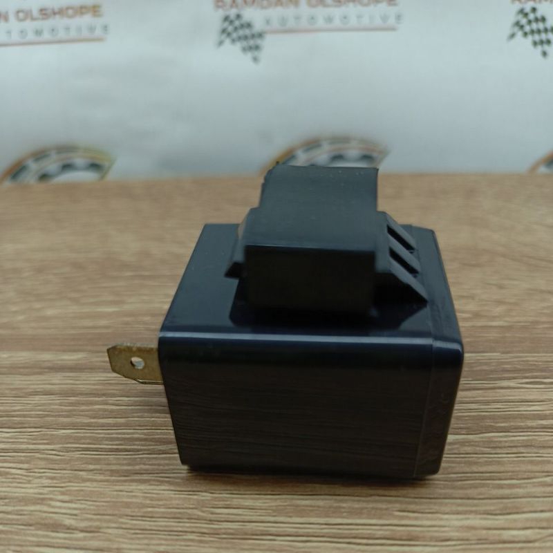 FLASHER 12VOLT ESF
