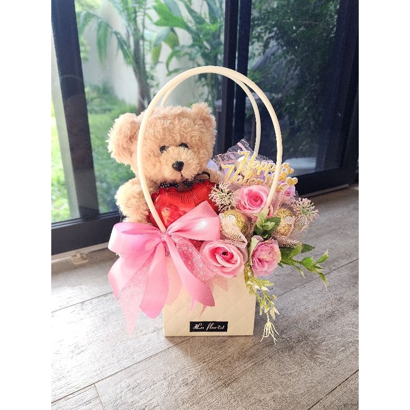 box bunga valentine