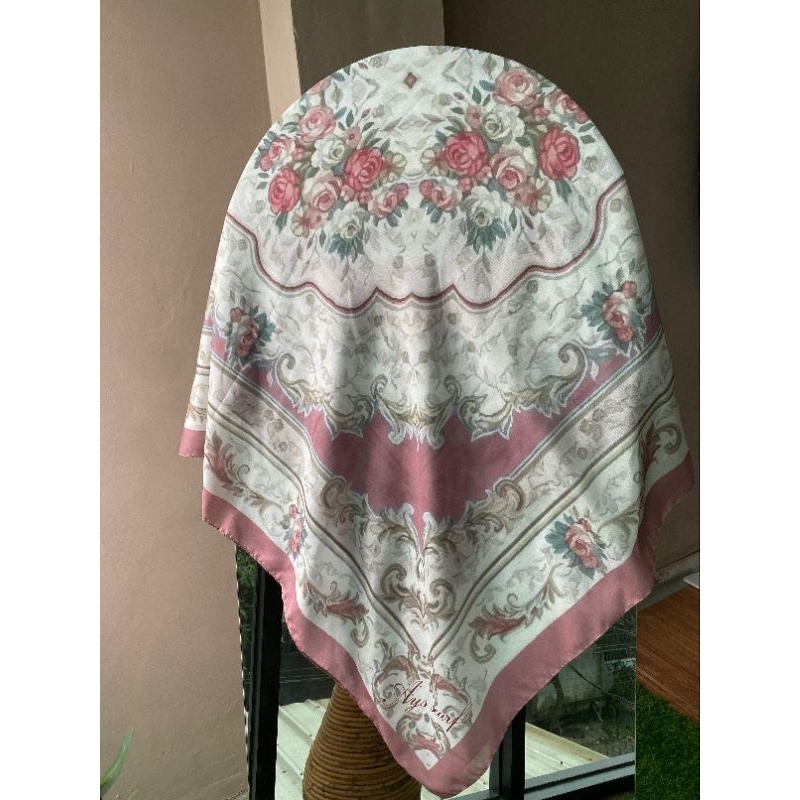 hijab segiemapat