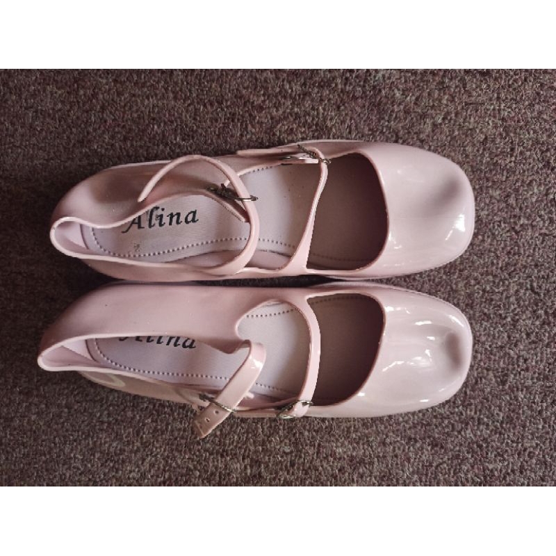 Sandal