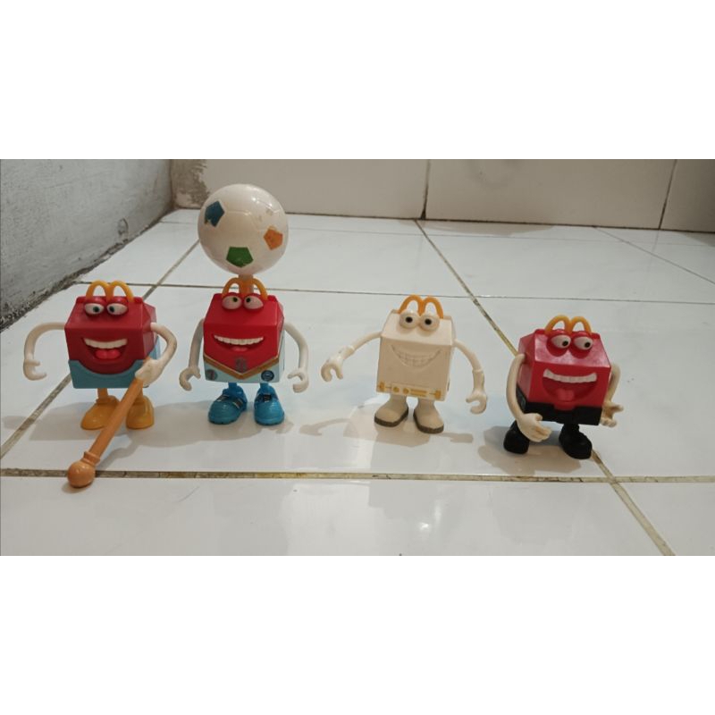 Mainan happy meal preloved