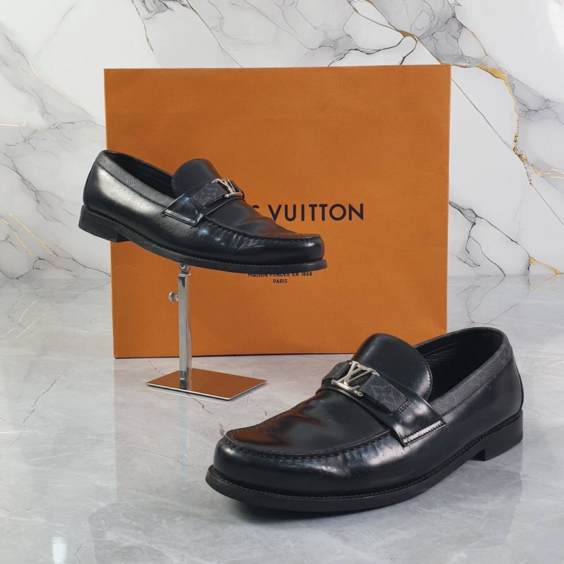 L***s V**tton Major Loafers