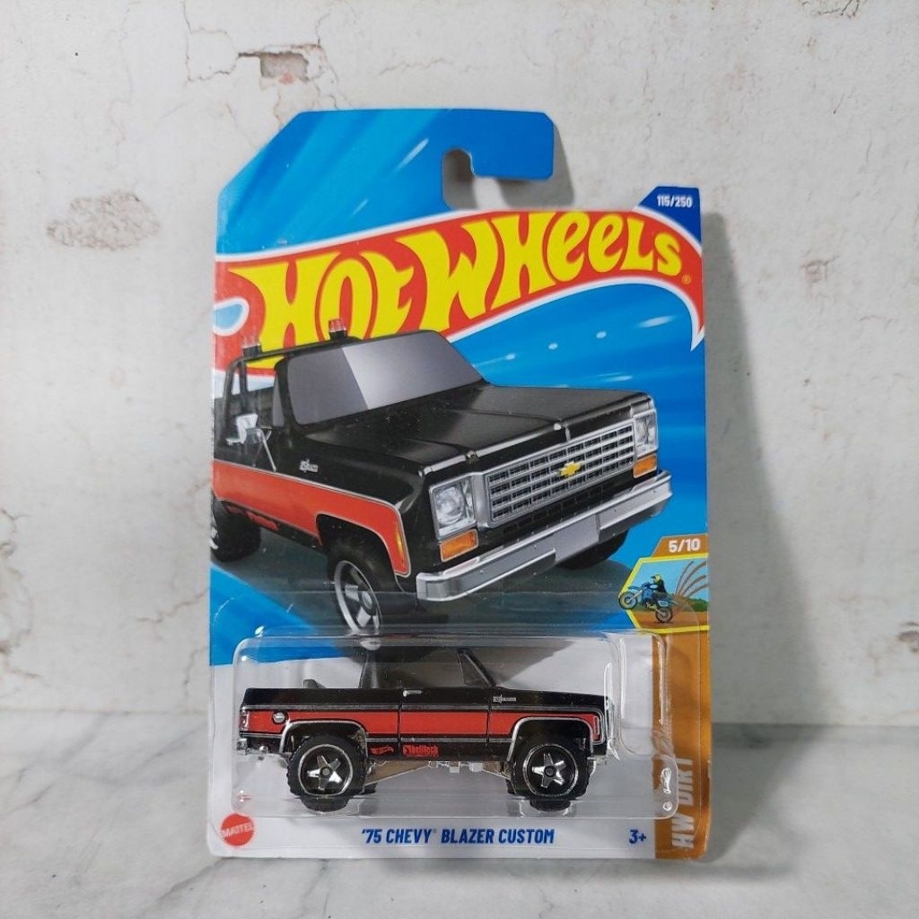 Hot Wheels 75 Chevy Blazer Custom