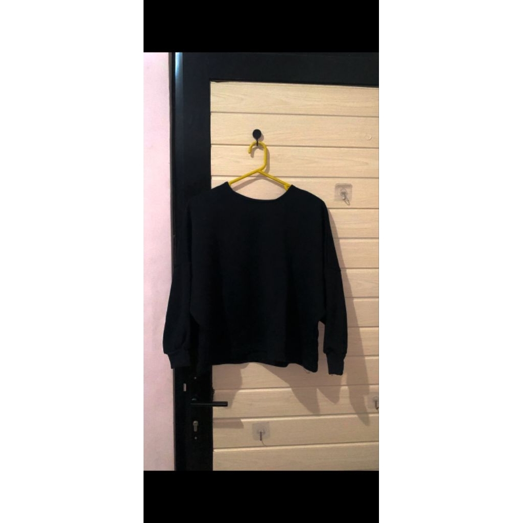 PRELOVED SWEATER WANITA