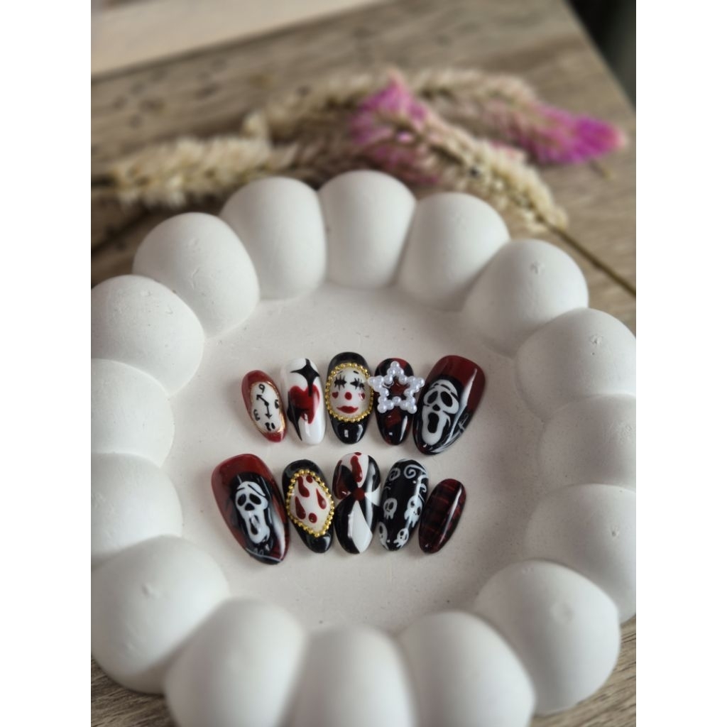 GLOS STUDIO - PRESS ON NAILS CUSTOM FULL DESIGN