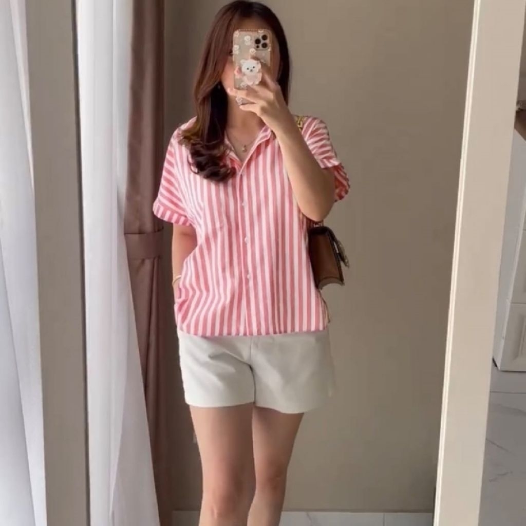 Kemeja Salur Moe