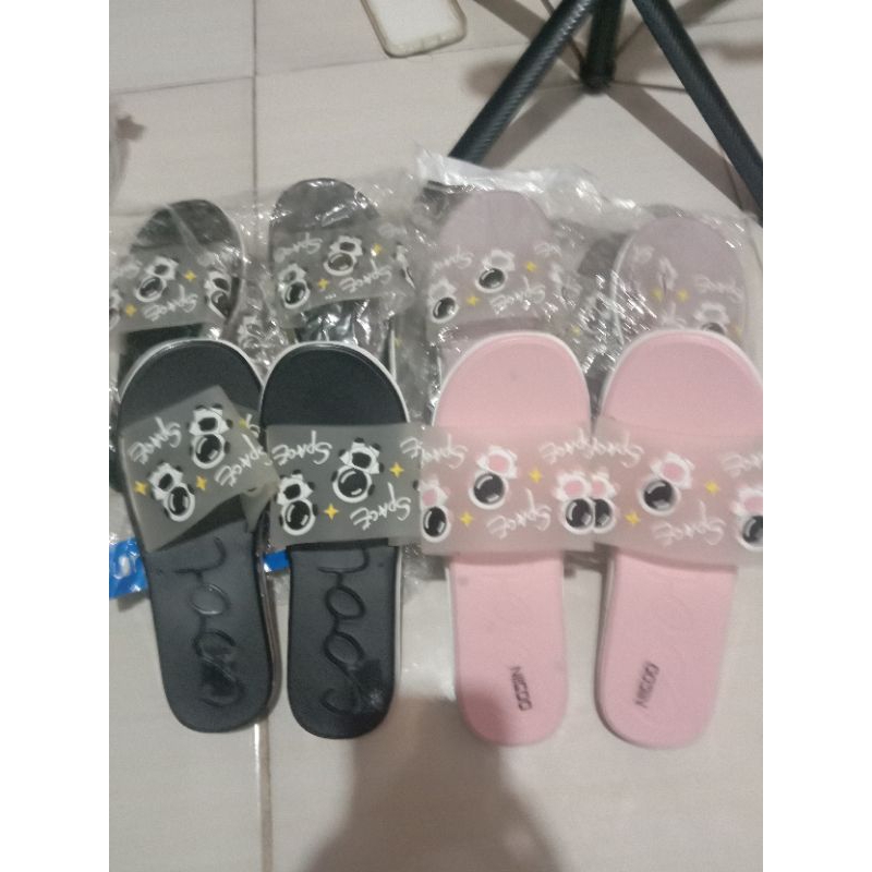 Sandal Wanita
