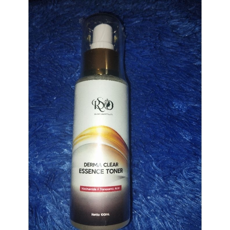 Derma clear Essence Toner