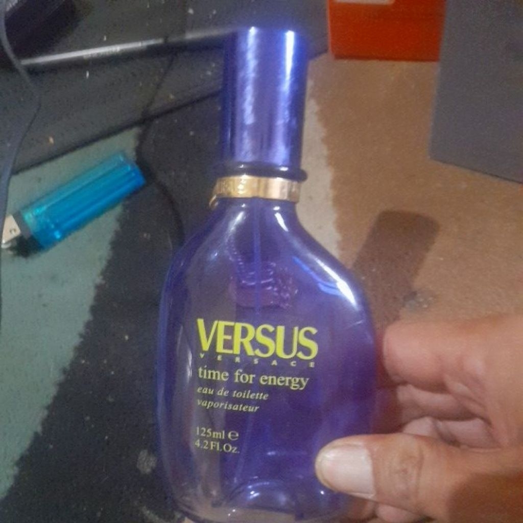 botol parfum versus vercase ori