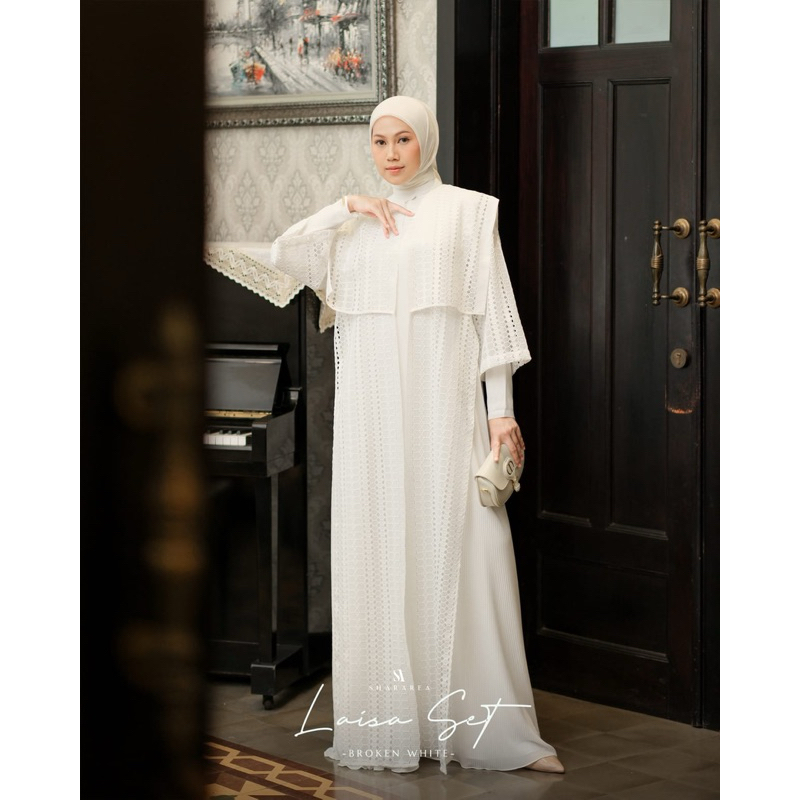 Laisa set by shararea