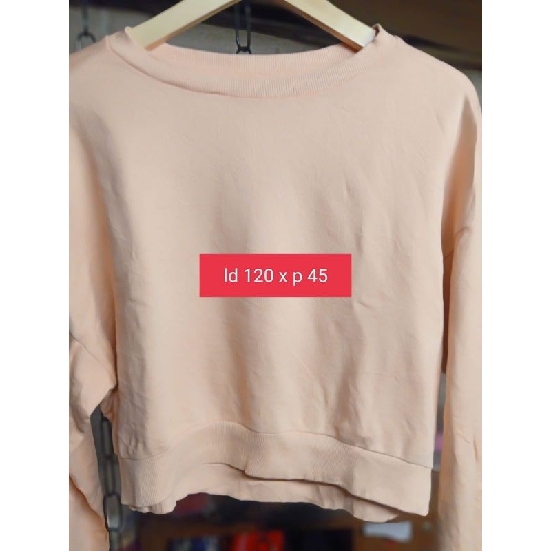 crew neck