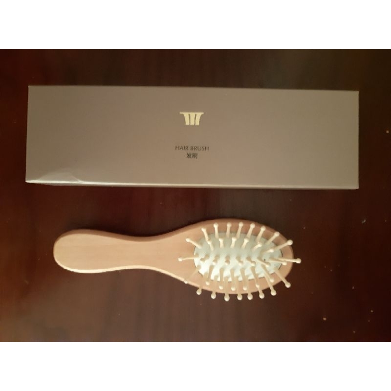 Sisir / Hair Brush
