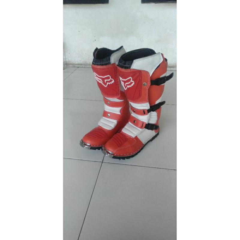 SEPATUTRAILLOKAL