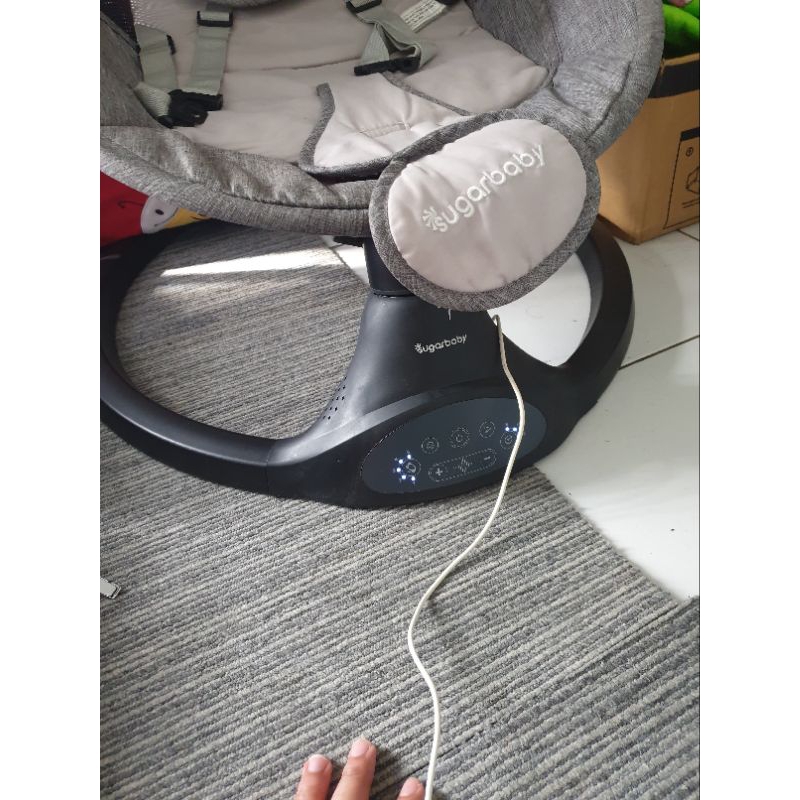 Swing Baby Does automatic bluetooth