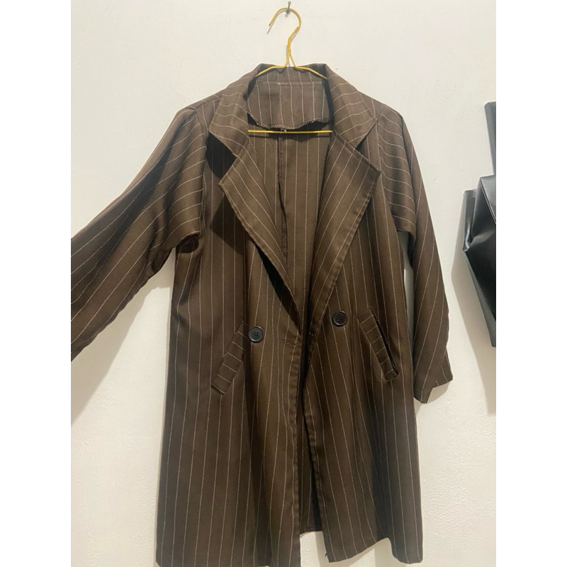 Blazer Garis Coklat