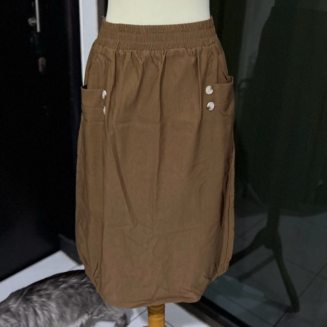 brown midi skirt
