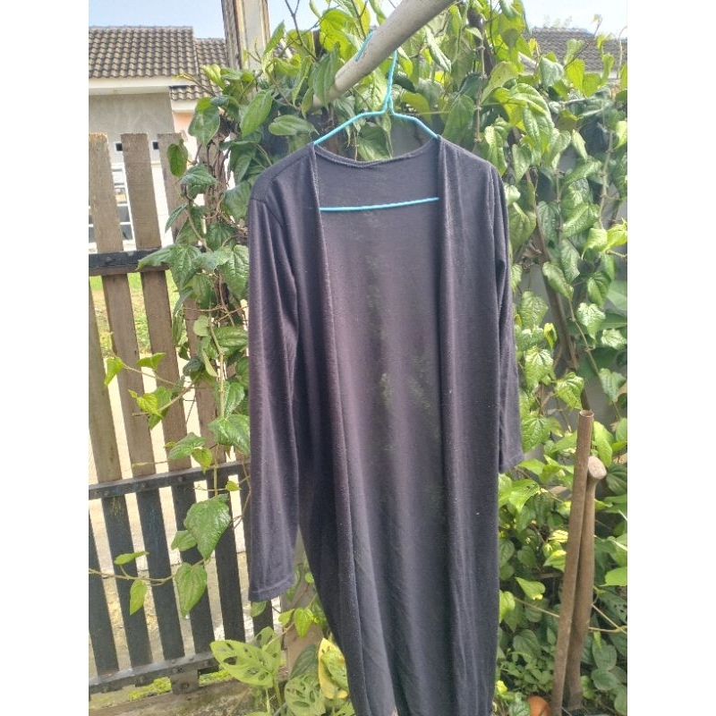 cardigan hitam