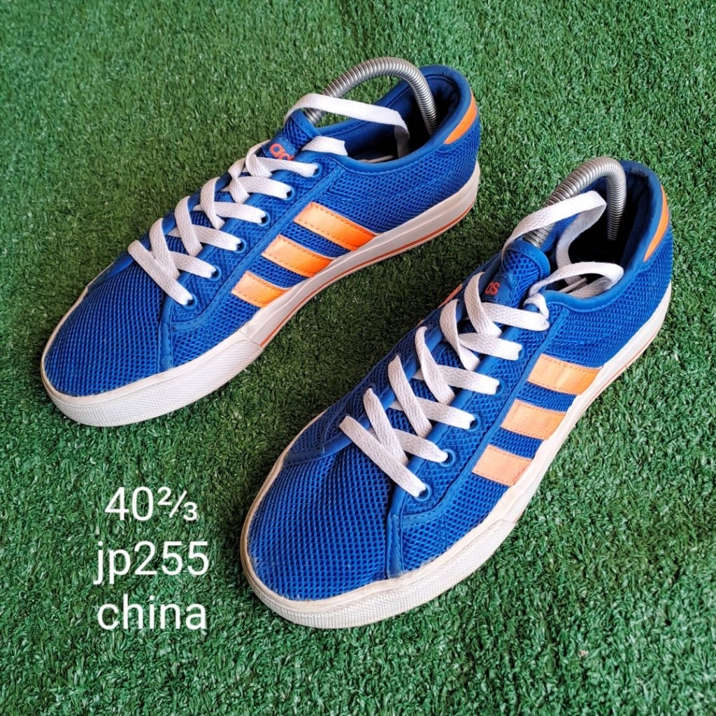 sepatu 4did4s