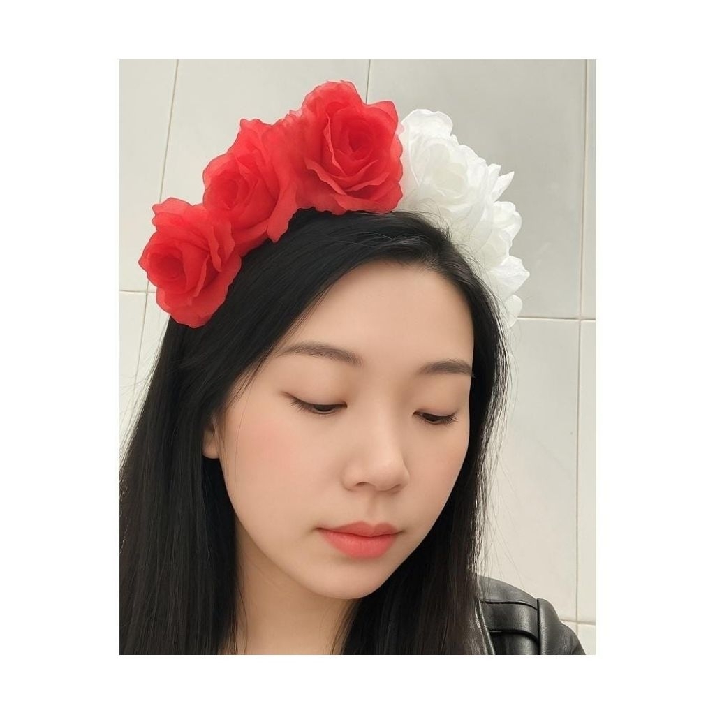 Bando Bunga Mawar Merah Putih