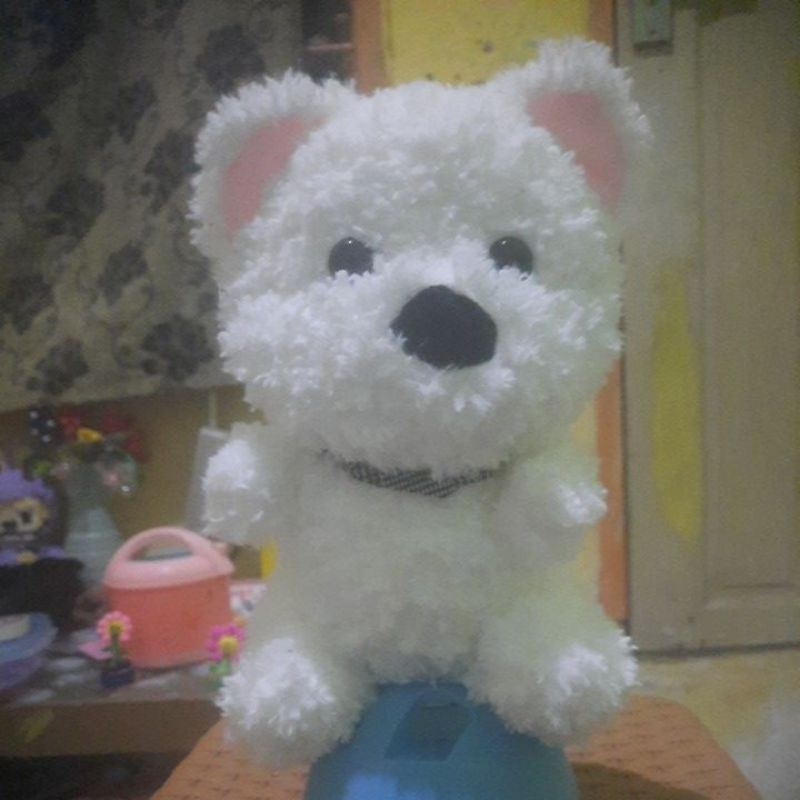 Boneka Beruang Putih