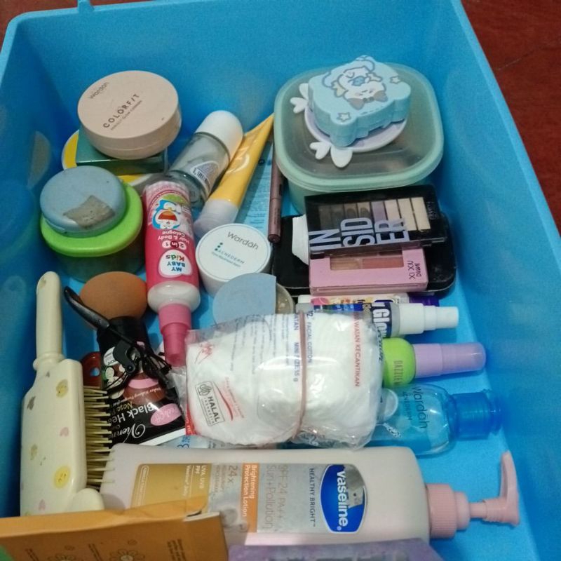 Makeup_preloved