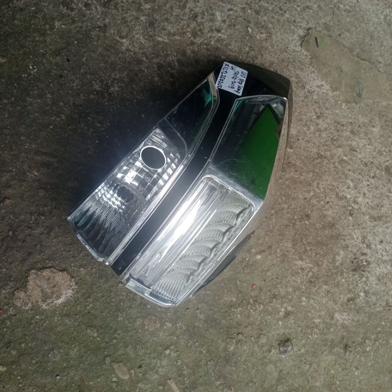 LED lampu stop kiri Terios Rush 2019 plus reflektor