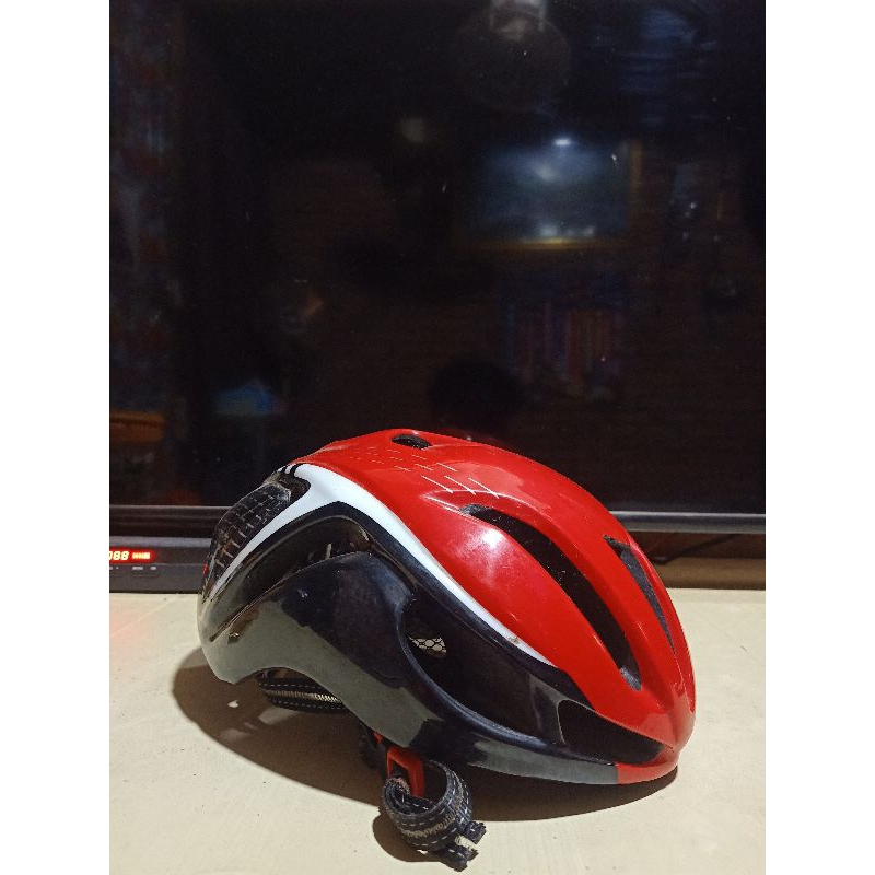 helm road bike