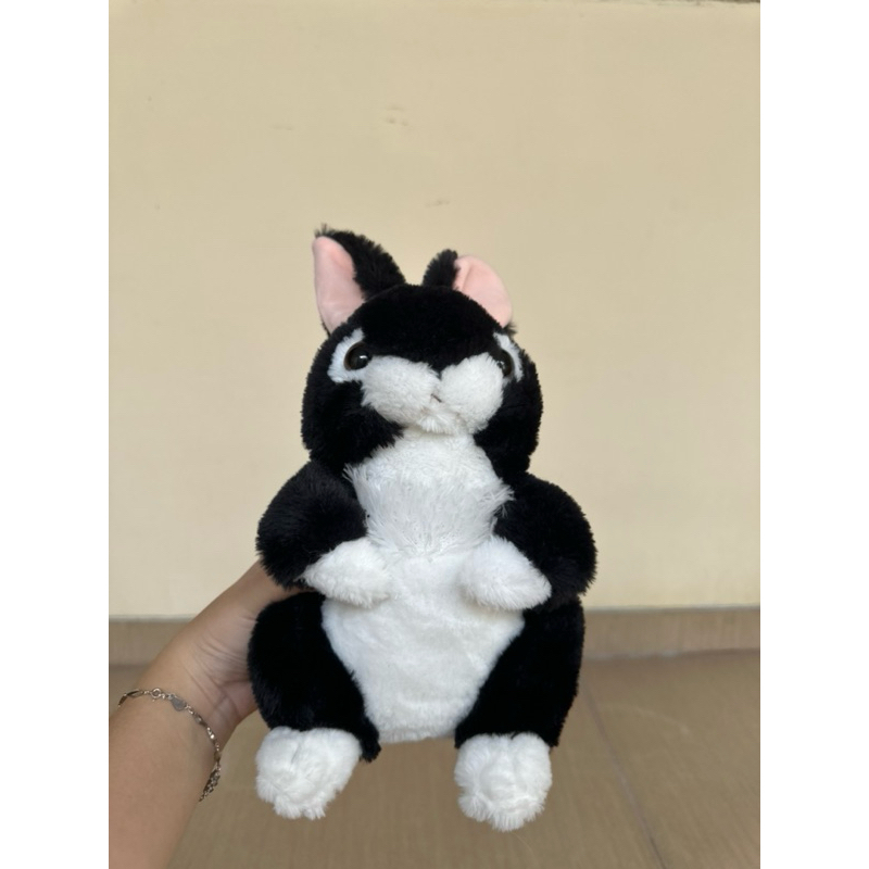 BONEKA KELINCI HITAM