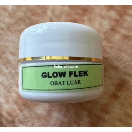 glow flek Moisturizing ( cream malam )