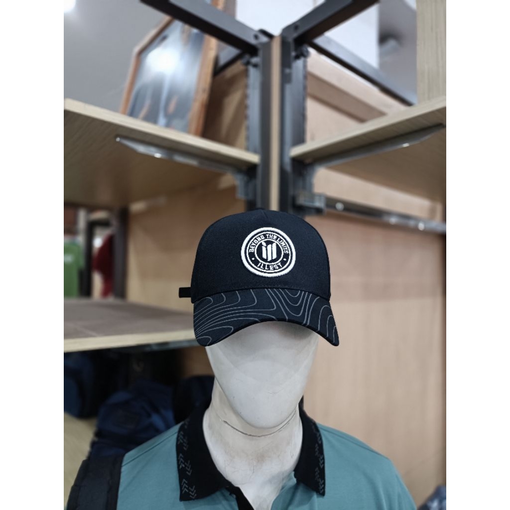 Topi ILLEST