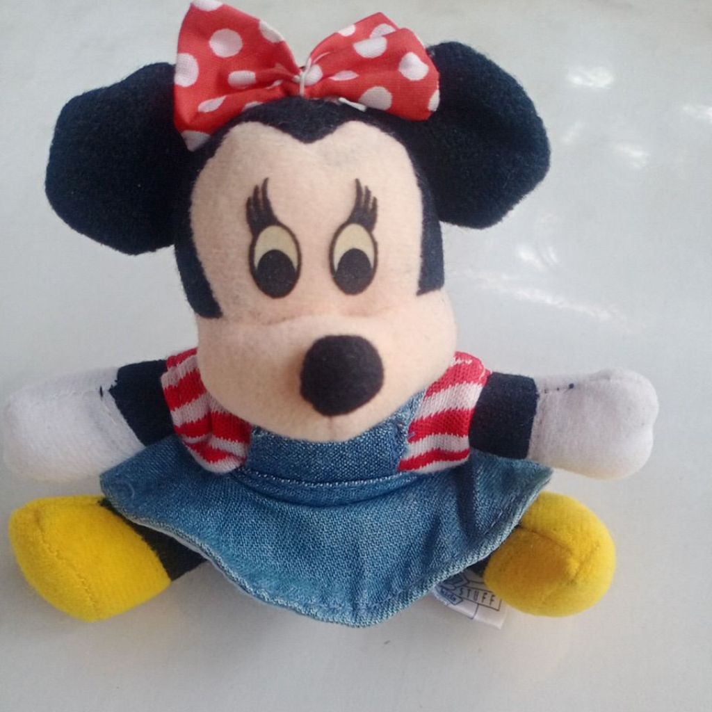 Boneka mini mouse