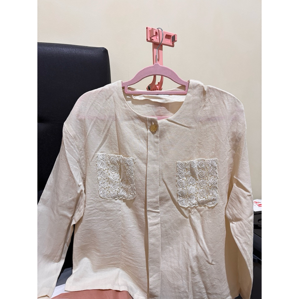Preloved blouse
