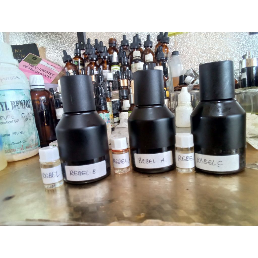 Parfum pesanan custom 40%