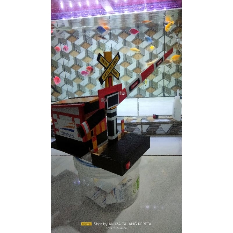 PALANG KERETA API ADA BUNYI