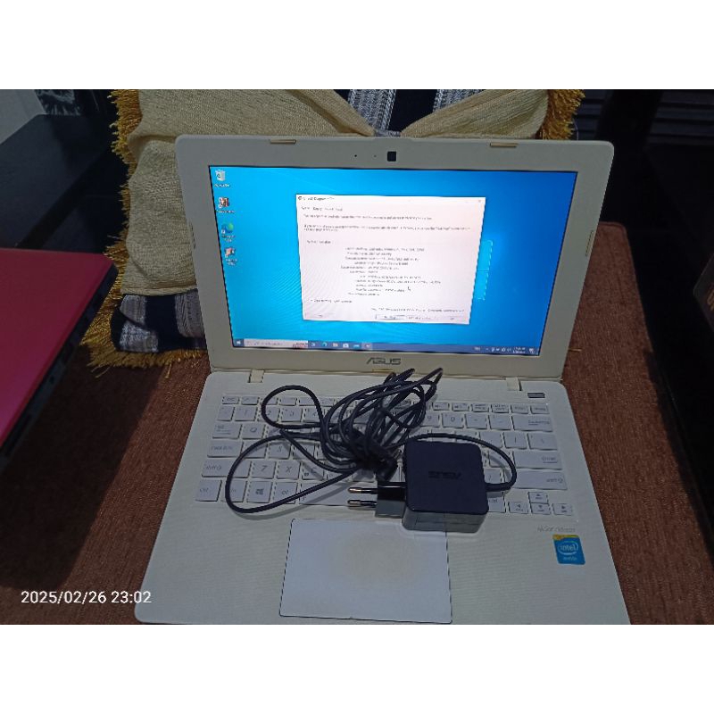 Laptop / Notebook Asus X200CA
