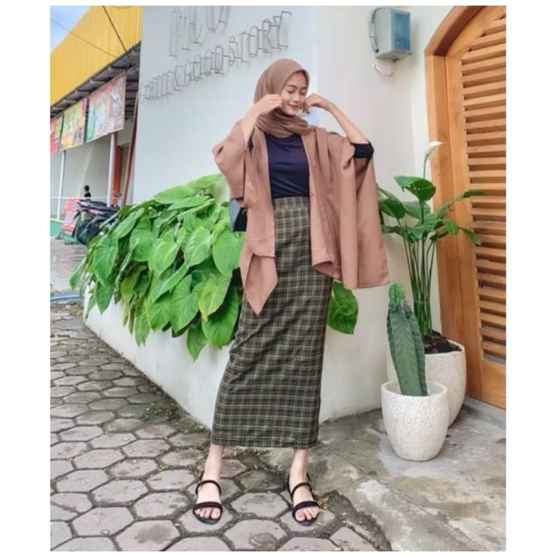 Preloved Rok Span Kotak