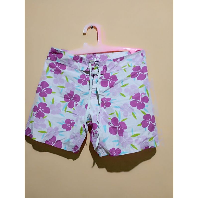 celana pendek prelove