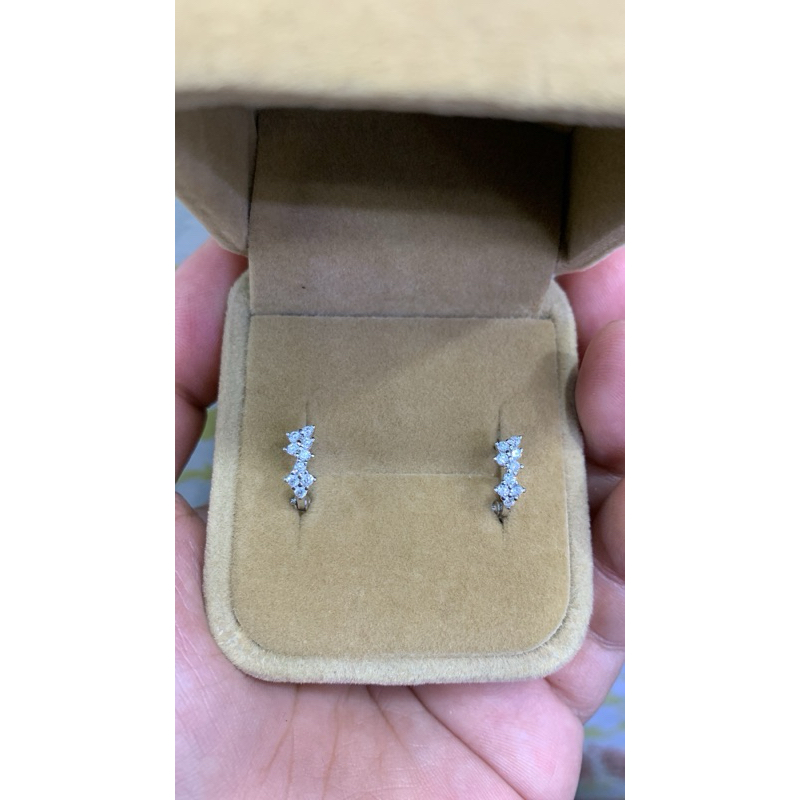 Anting Giwang Wanita