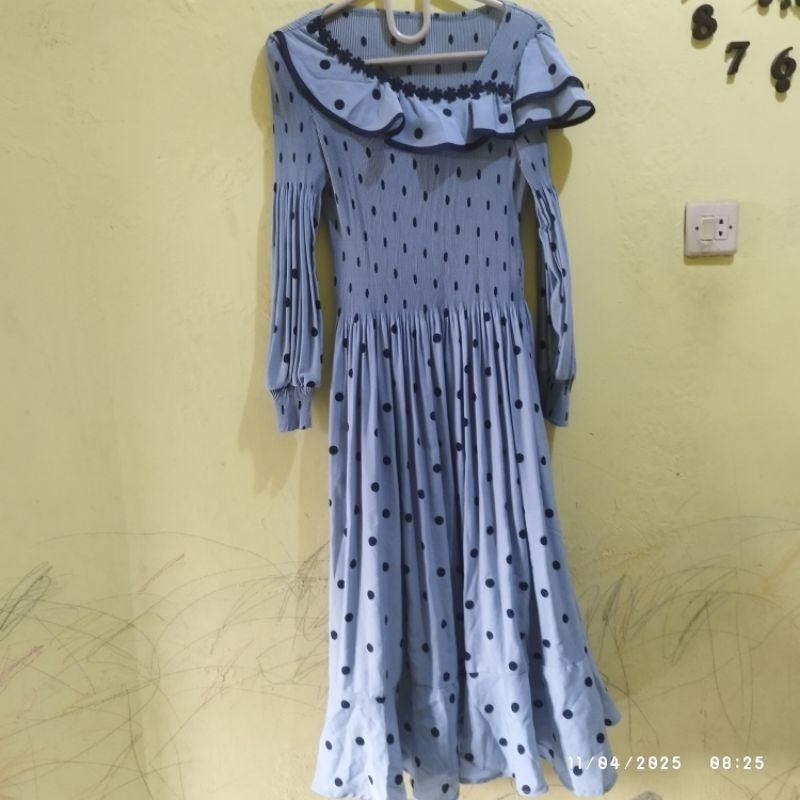 Dress Midi Preloved