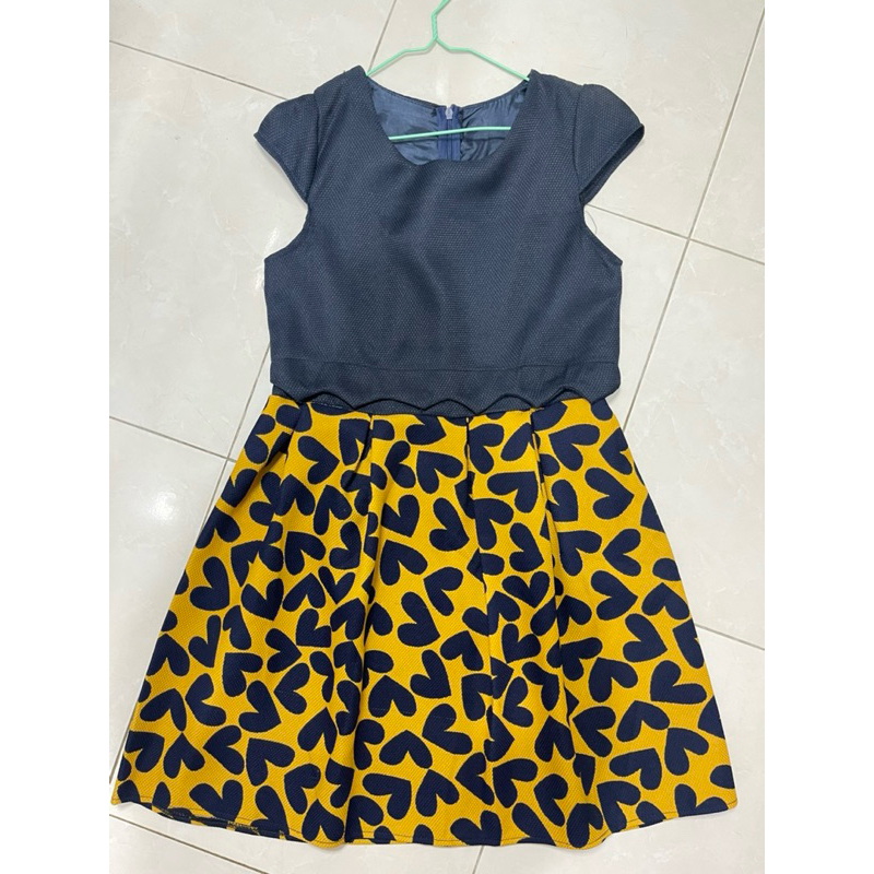Preloved Gaun