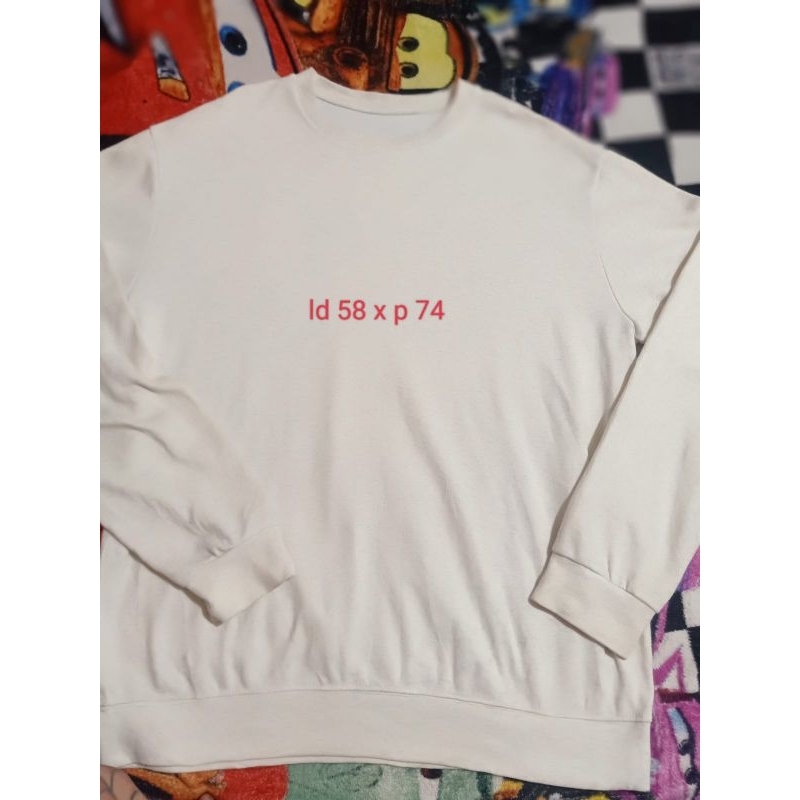 crew neck